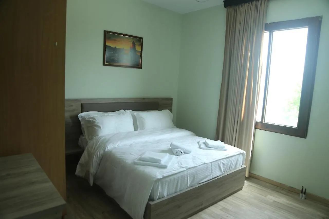 ***  Hotel Kashta Pogradaş Arnavutluk