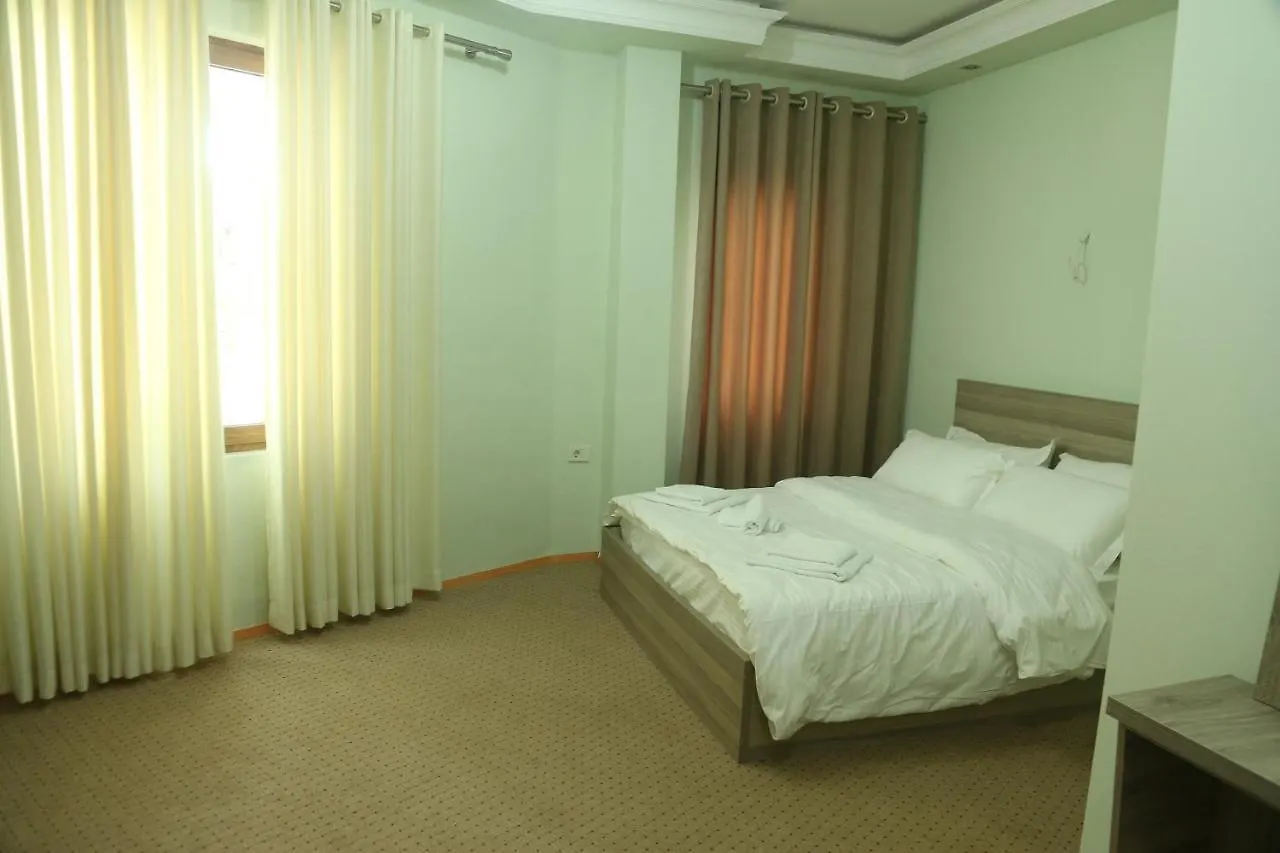Hotel Kashta Pogradaş 3*,
