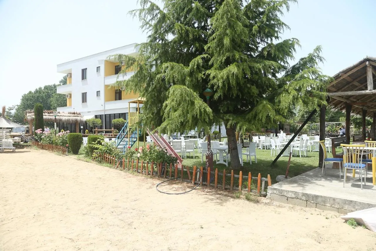 Hotel Kashta Pogradaş Arnavutluk